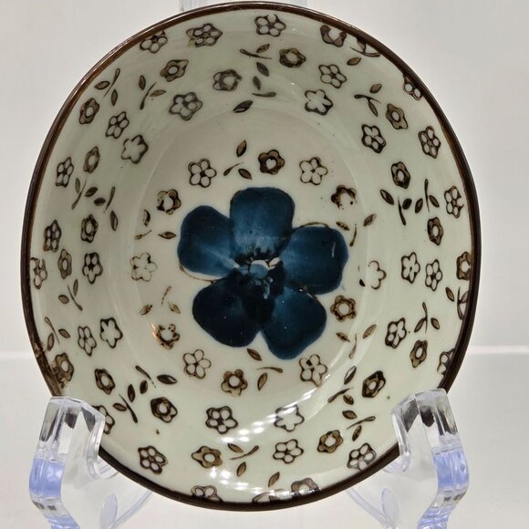 Japanese Import 7 Piece Sake Set Carafe 2 Sake Cup 2 Side Bowls 2 Chopstick Rest - Picture 7 of 10